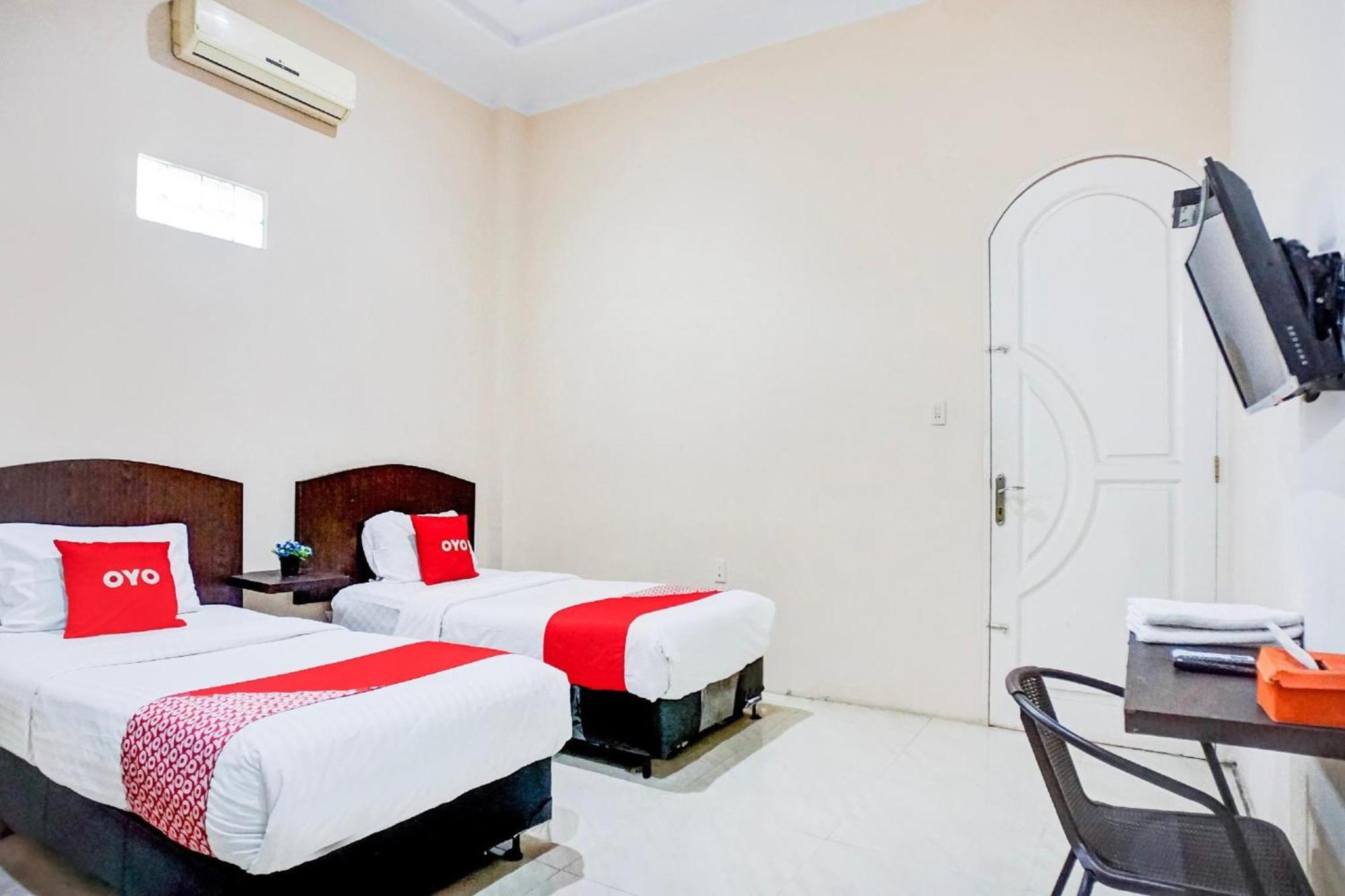 Hotel O Medan City Near Lapangan Benteng Formerly Ralica Residence מראה חיצוני תמונה